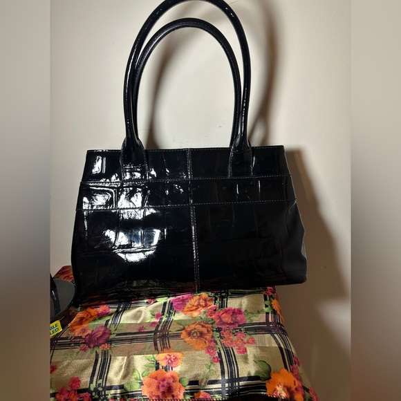 Kate Spade shoulder bag. - Picture 3 of 13